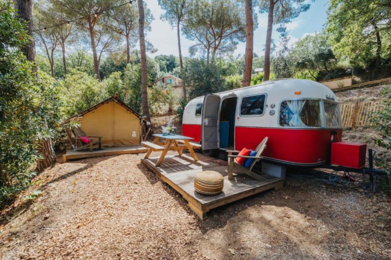 glamping op camping vallicella resort in toscane