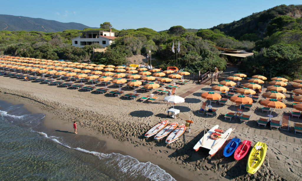 Camping Village Rochette Toscane strand