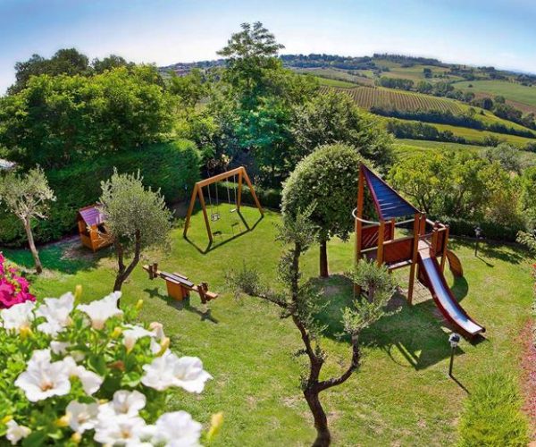 borgo tre rose in montepulciano kinderspeeltuin