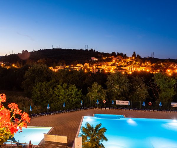 Camping II Poggetto Toscane in de avond
