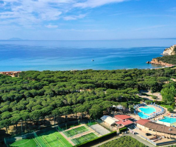 Camping baia uzzurra uitzicht