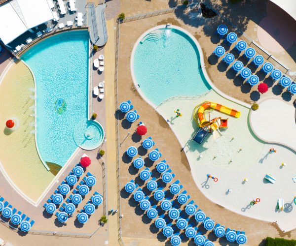 Camping Baia Azzura zwembad