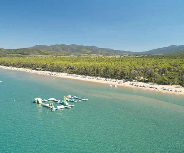 Camping Baia Verde Toscane strand bovenaanzicht