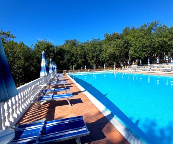 Camping Chianti Glamping Village Toscane zwembad