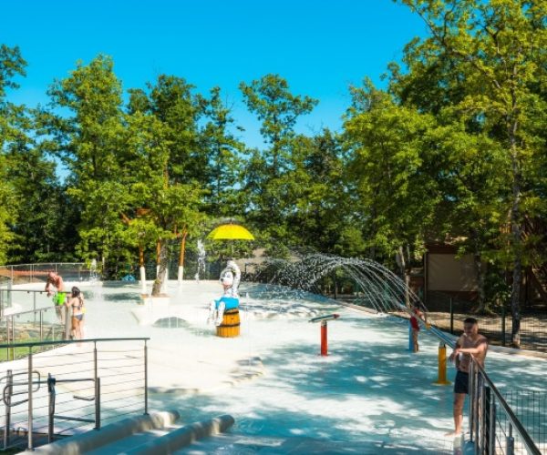 camping glamping resort orlando in chianti spraypark