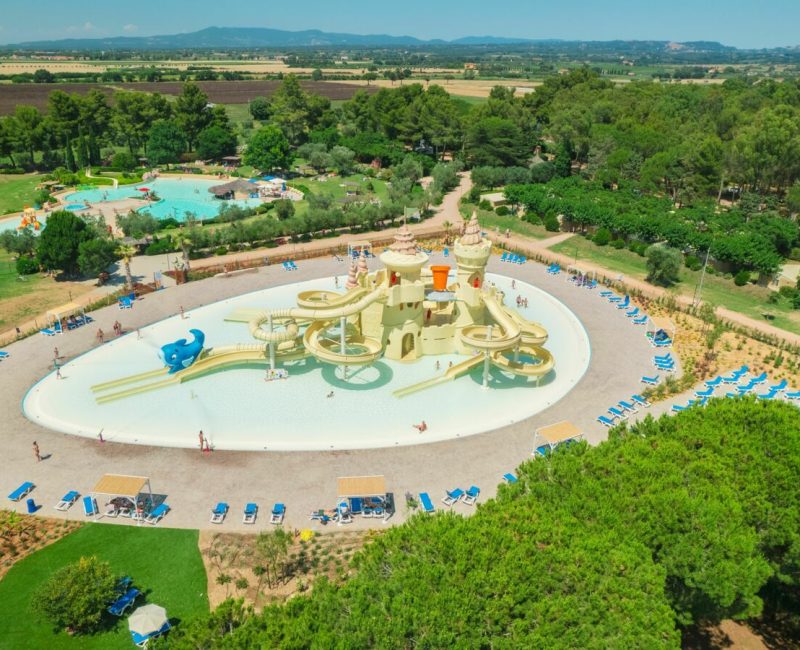 Het waterpark van camping le capanne in toscane
