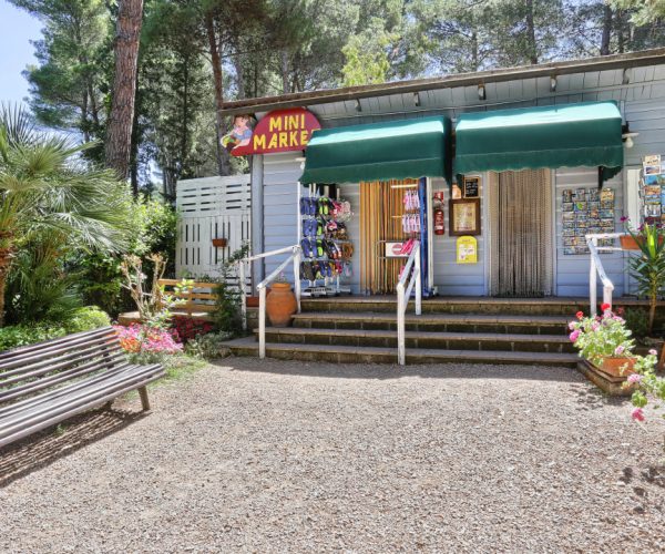 Camping Le Pianacce Toscane mini marktje