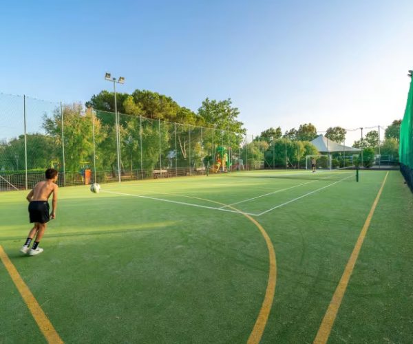 camping le temerici in cecina mare sportveld