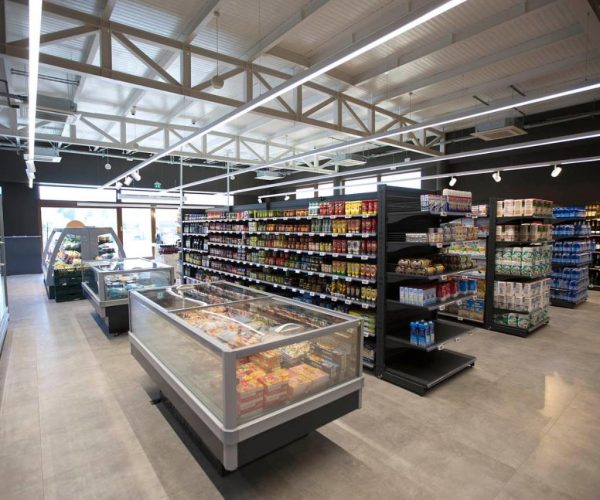 Supermarkt op camping hu firenze in town