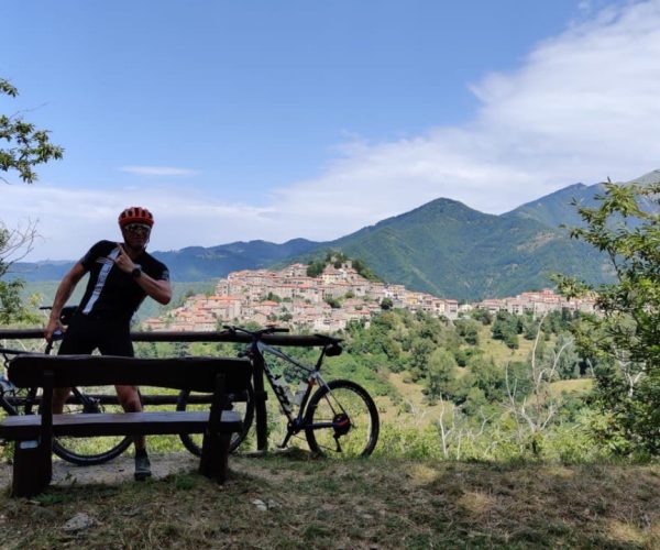 camping pian d amora is een kleine camping in toscane met nederlandse eigenaar dichtbij lucca