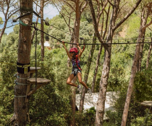 Het adventurepark van Camping Puntaala camp resort