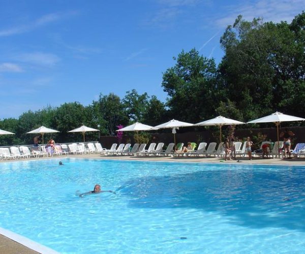 Camping Torre Pendente toscane zwembad
