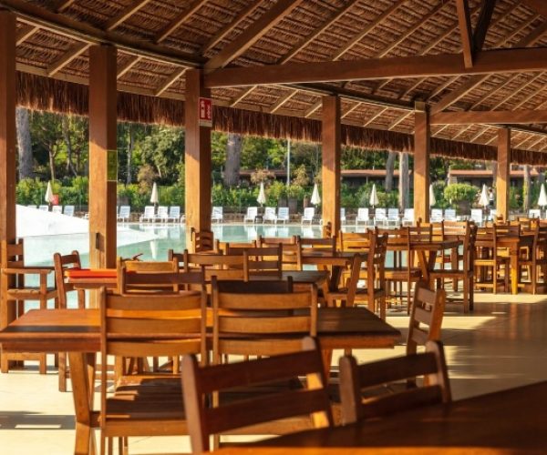 Camping Hu Park Albatros village restaurant