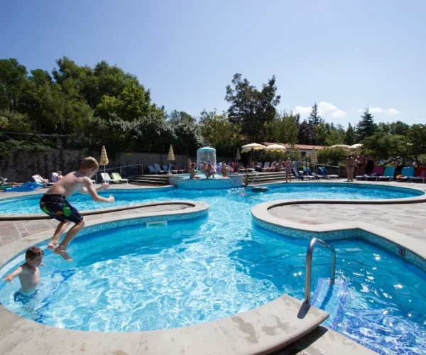 i cancelli in palazzuolo sul senio kinderzwembad