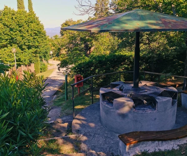 lucherino in monticello amiata grillplaats