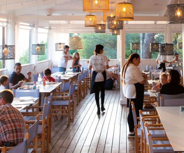 Camping Vallicella glamping resort toscane restaurant